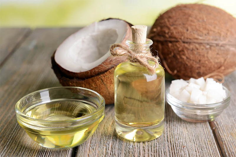 Tinh dầu dừa giúp kích thích tóc mọc
