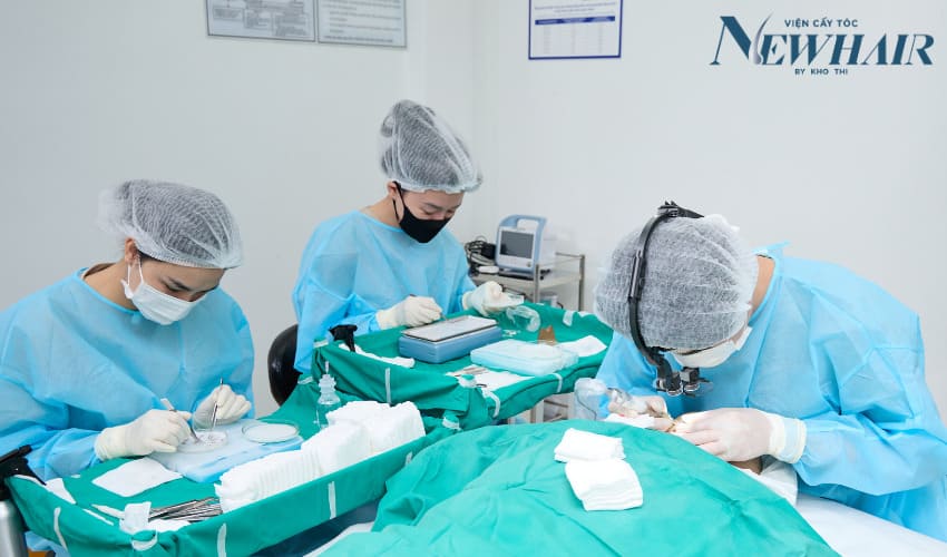 cấy tóc trị hói chữ M