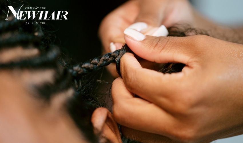 rụng tóc ở tuổi dậy thì có sao không